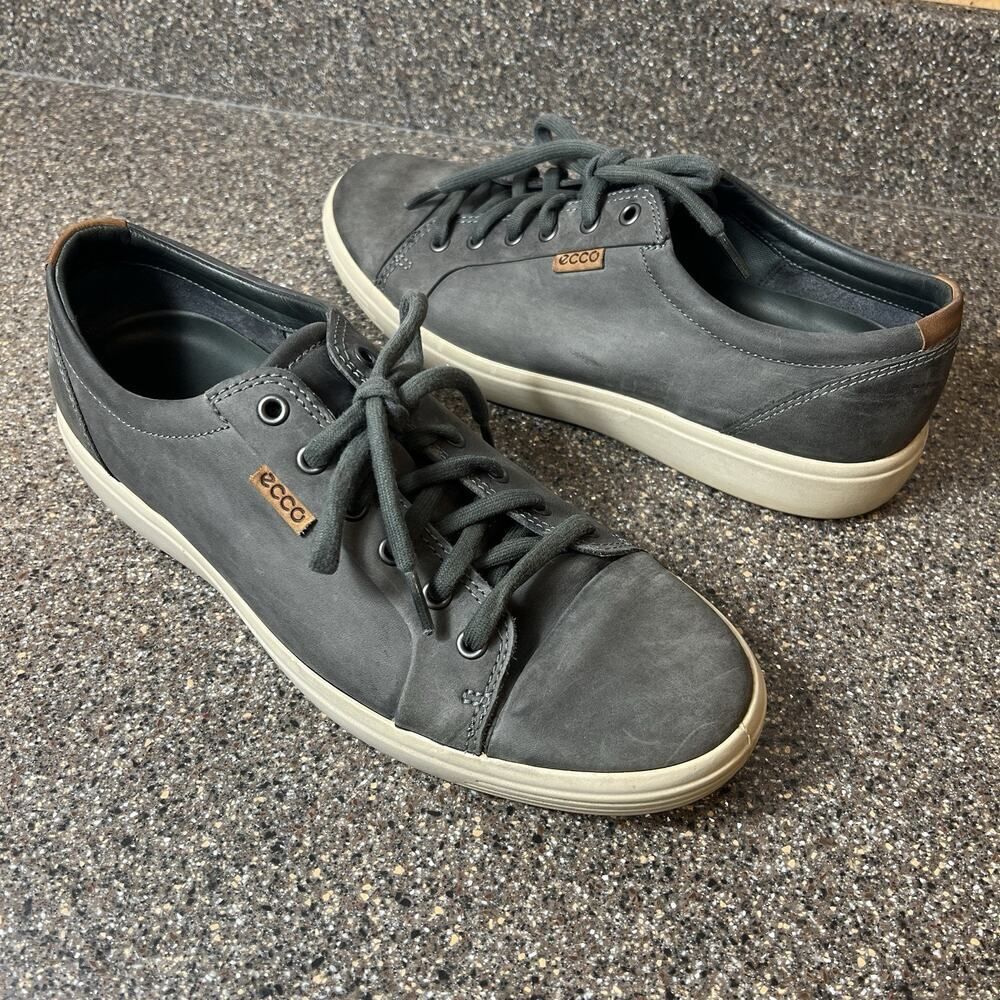 Ecco Mens Size US 10 EU 44 Shoe Sneaker Dark Gray Leather Casual Comfort Low Top